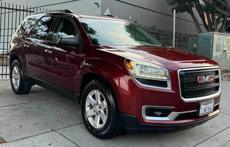 2015 GMC Acadia - Image 2 of 14