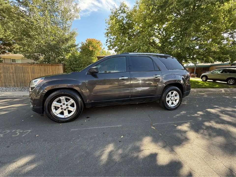 2015 GMC Acadia - Image 2 of 10
