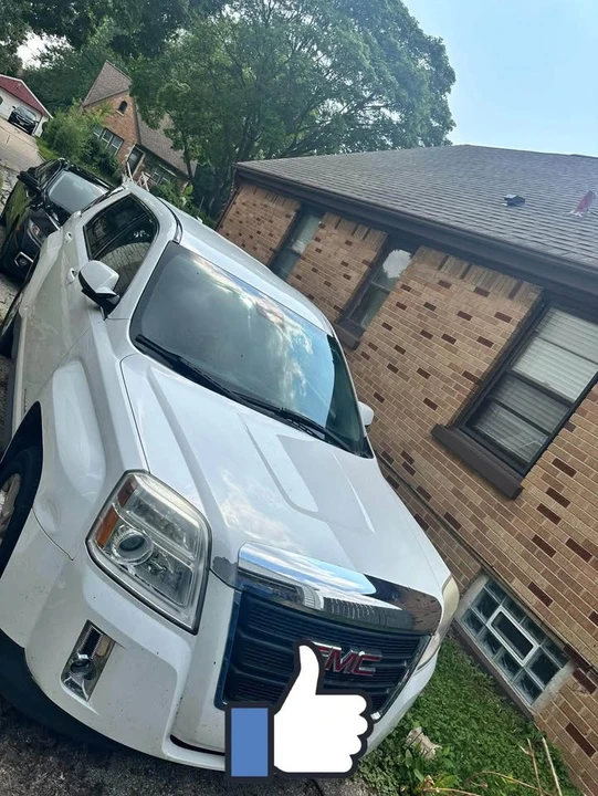 2015 GMC Terrain - Image 2 of 4