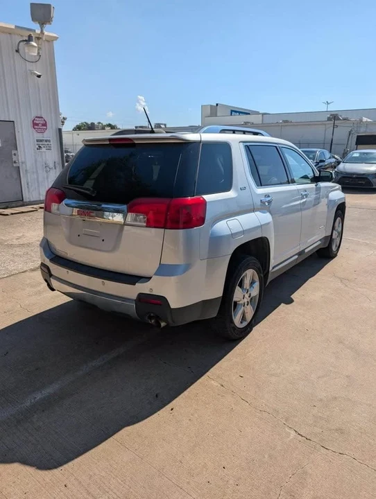 2015 GMC Terrain - Image 8 of 13