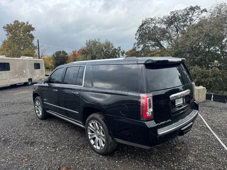 2015 GMC Yukon 4th Gen - Image 4 of 10