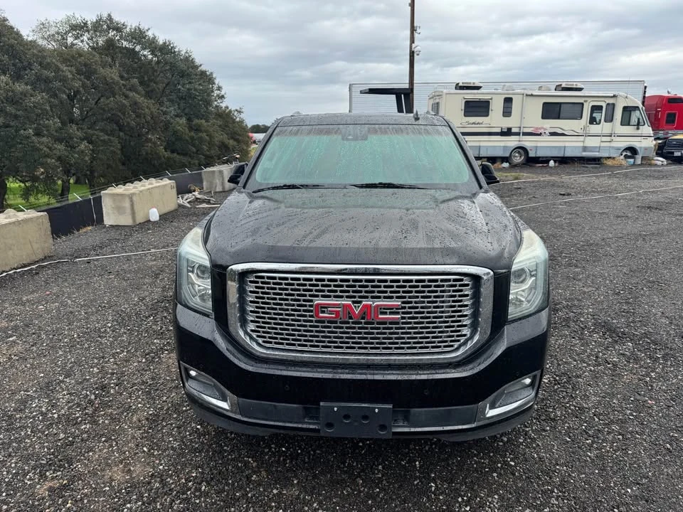 2015 GMC Yukon 4th Gen - Image 2 of 10