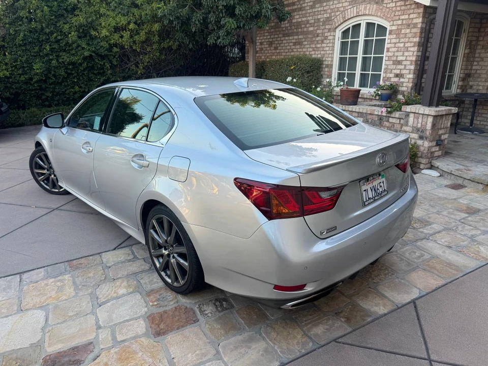 2015 Lexus GS 4th Gen - Image 3 of 13