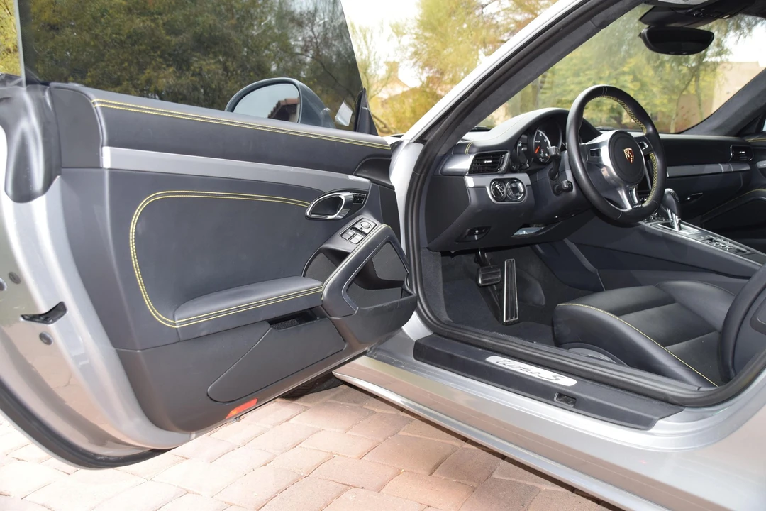 2015 Porsche 991 Turbo S - Image 8 of 8