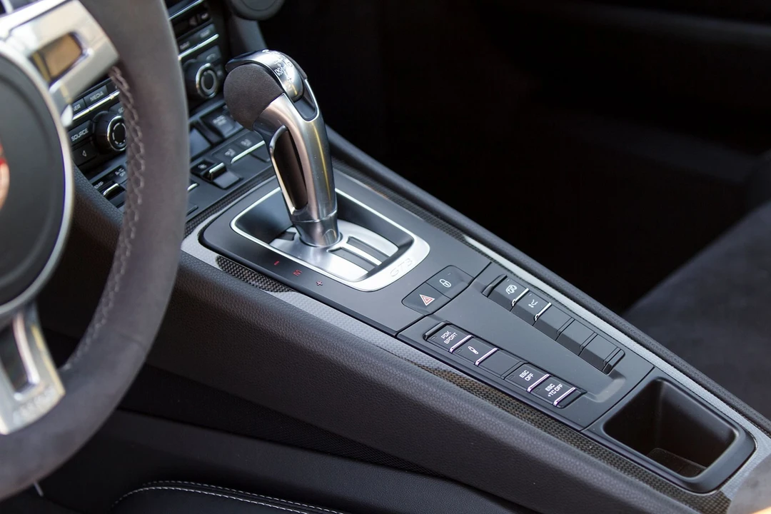 2015 Porsche 991 GT3 - Image 4 of 30