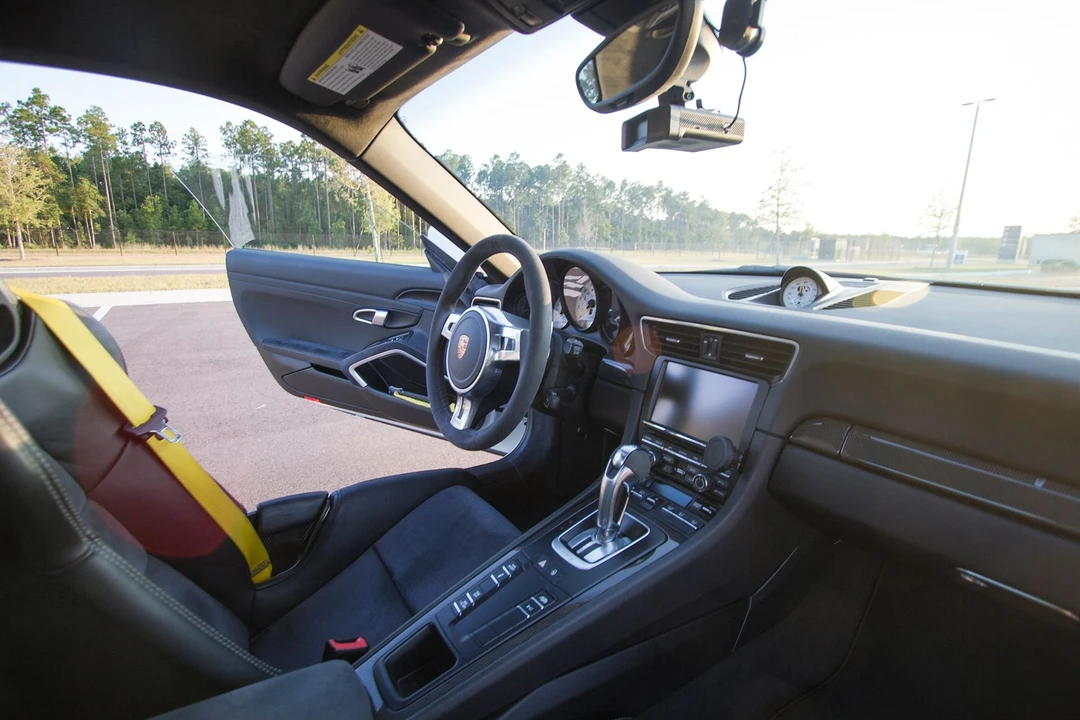 2015 Porsche 991 GT3 - Image 11 of 30