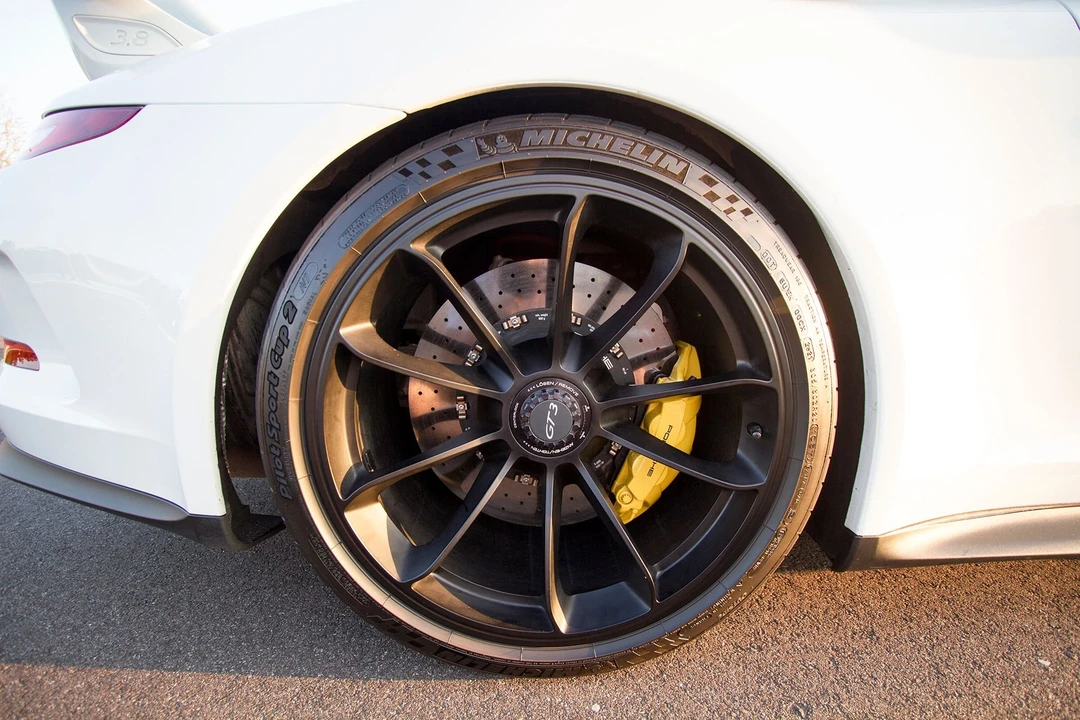 2015 Porsche 991 GT3 - Image 12 of 30