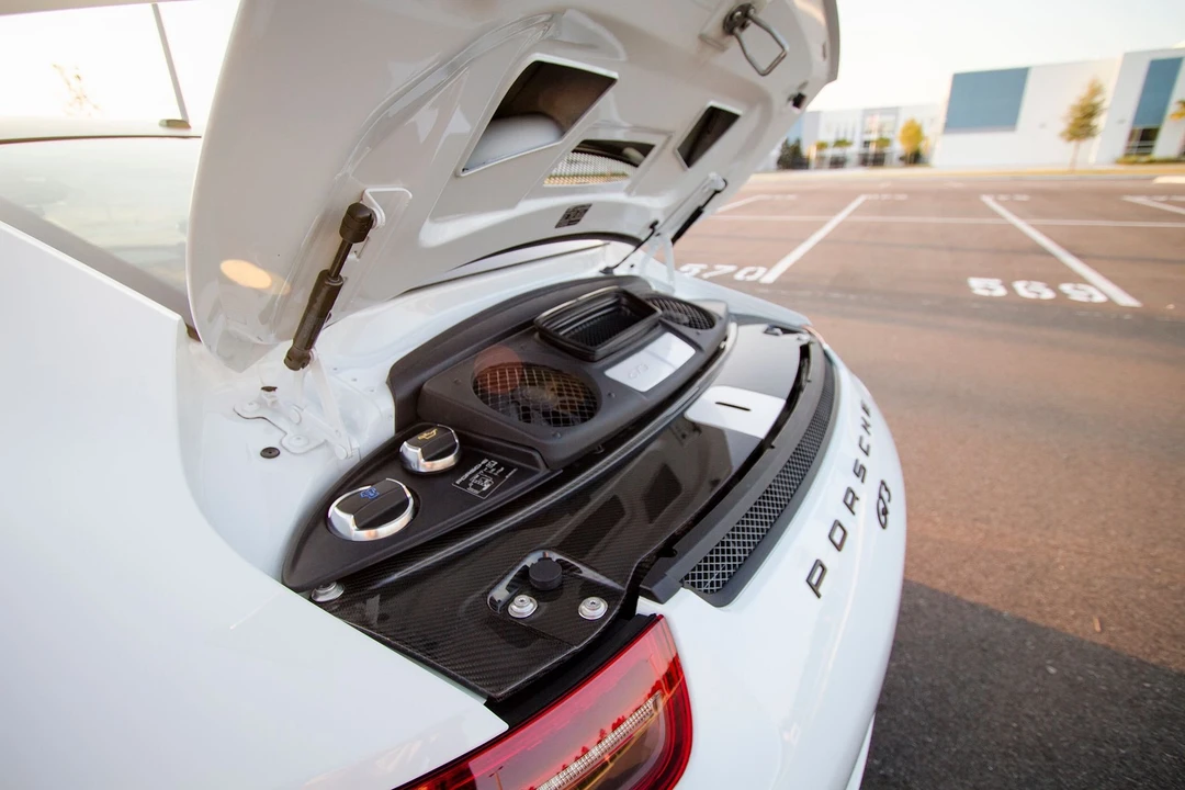 2015 Porsche 991 GT3 - Image 18 of 30