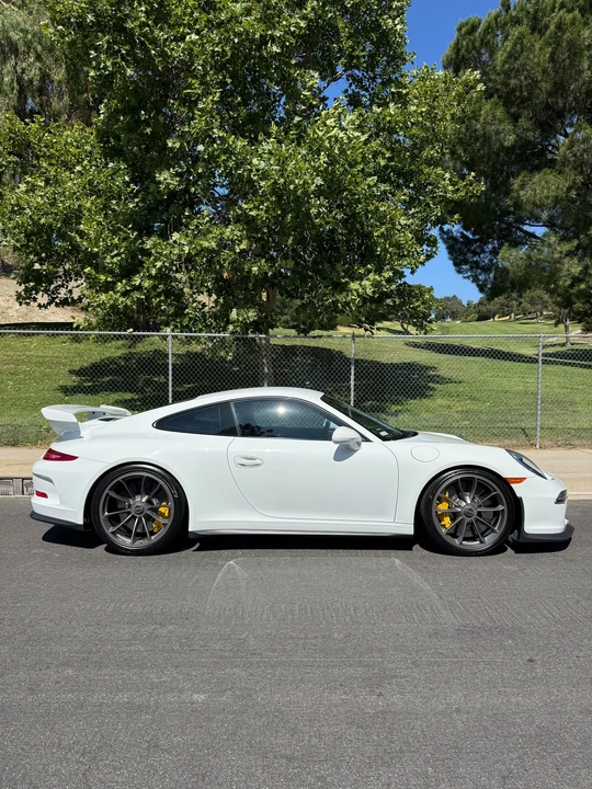 2015 Porsche 991 GT3 - Image 3 of 31
