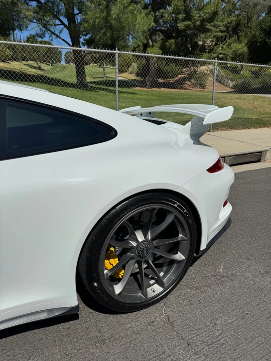2015 Porsche 991 GT3 - Image 11 of 31