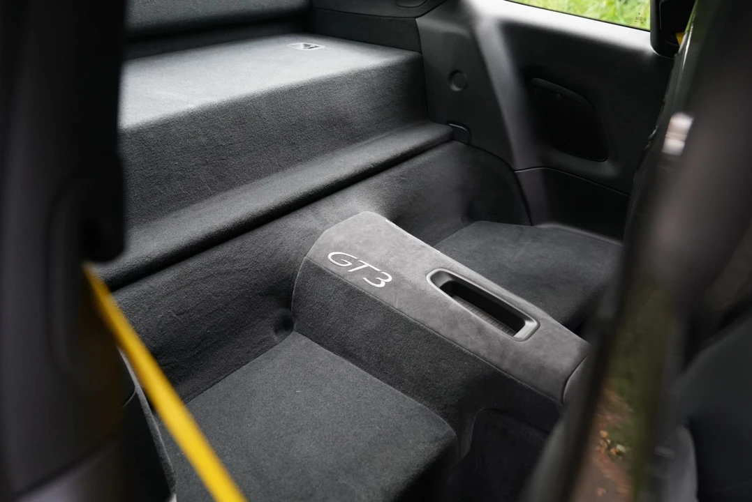 2015 Porsche 991 GT3 - Image 21 of 31