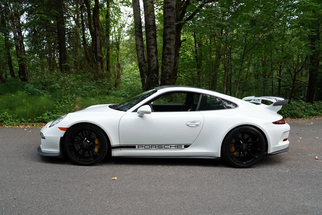 2015 Porsche 991 GT3 - Image 6 of 31