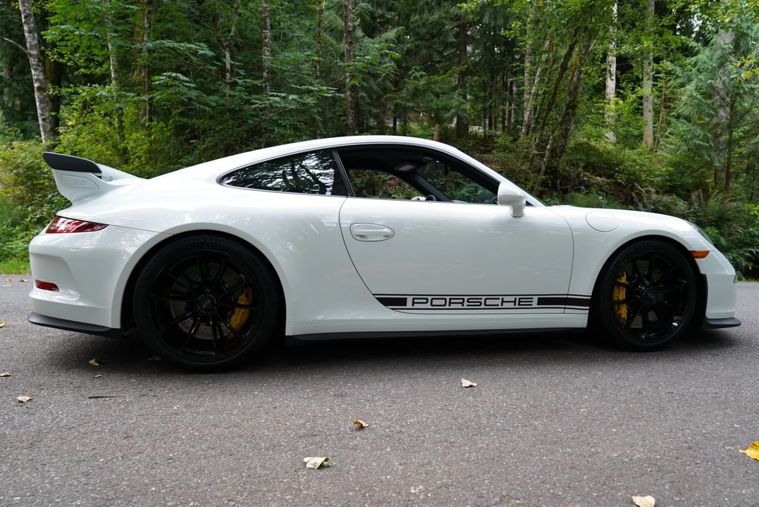2015 Porsche 991 GT3 - Image 31 of 31