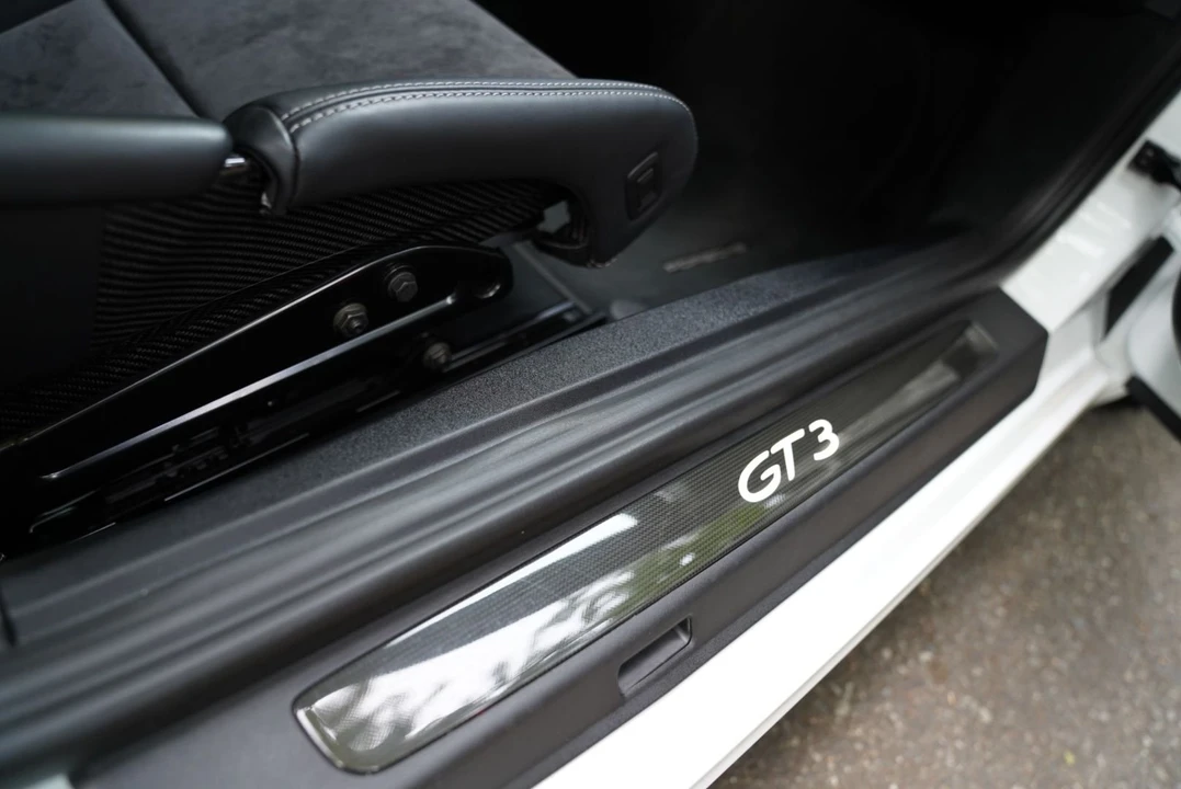 2015 Porsche 991 GT3 - Image 20 of 31