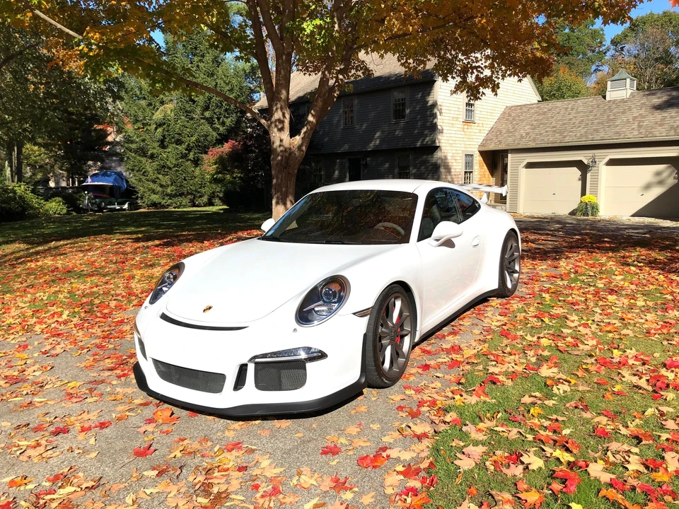 2015 Porsche 991 GT3 - Image 2 of 10