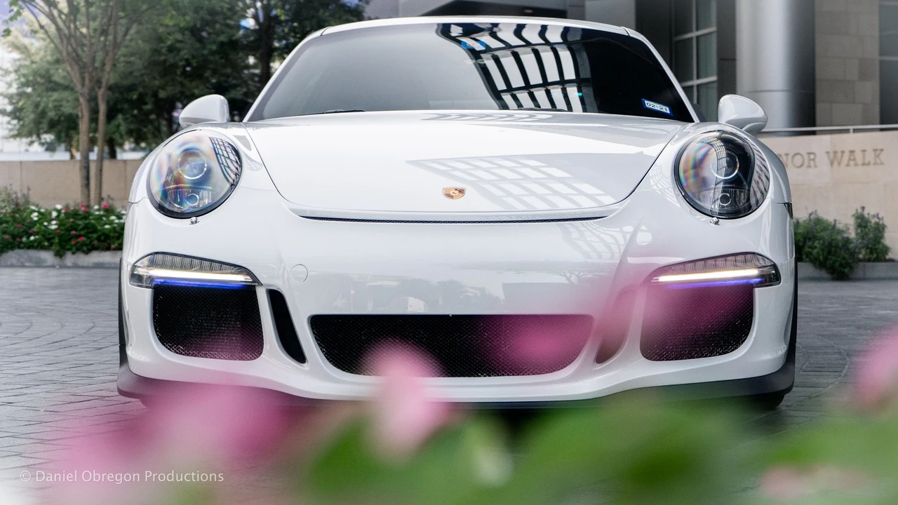 2015 Porsche 991 GT3 - Image 2 of 8