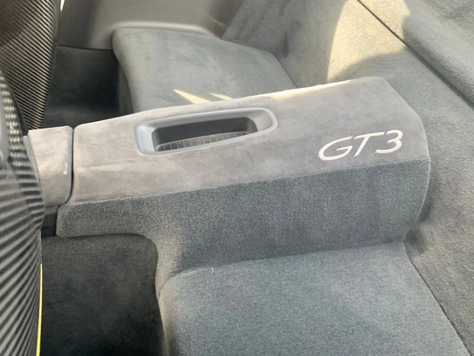 2015 Porsche 991 GT3 - Image 22 of 31
