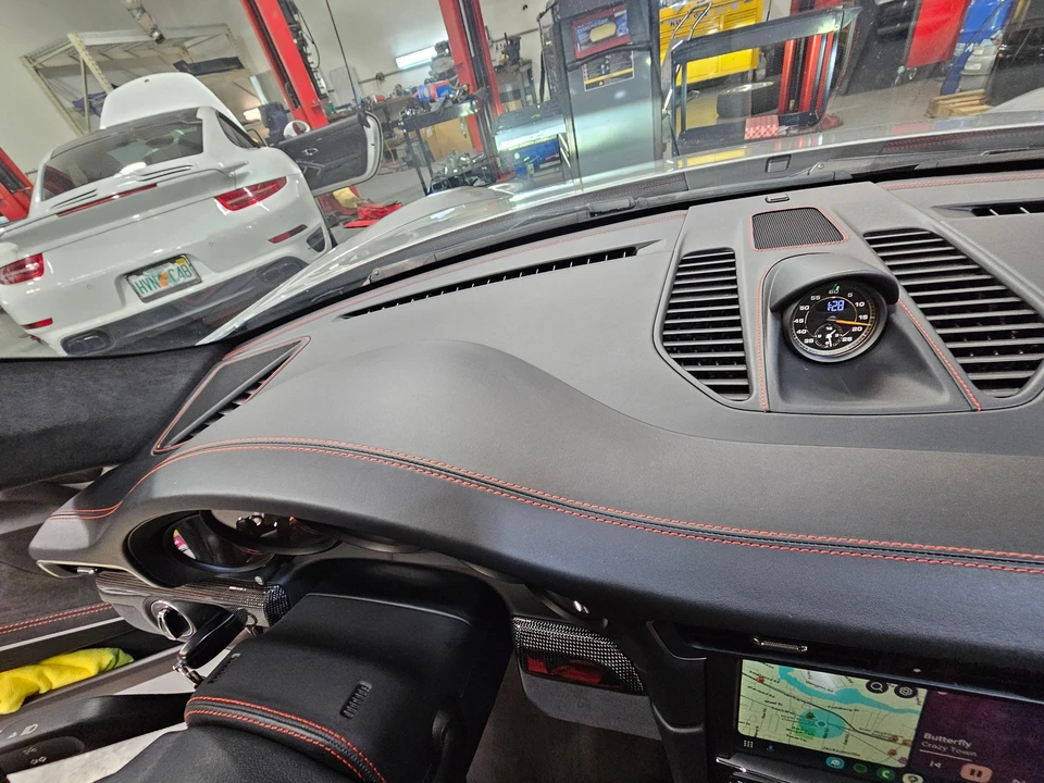 2015 Porsche 991 GT3 - Image 25 of 31