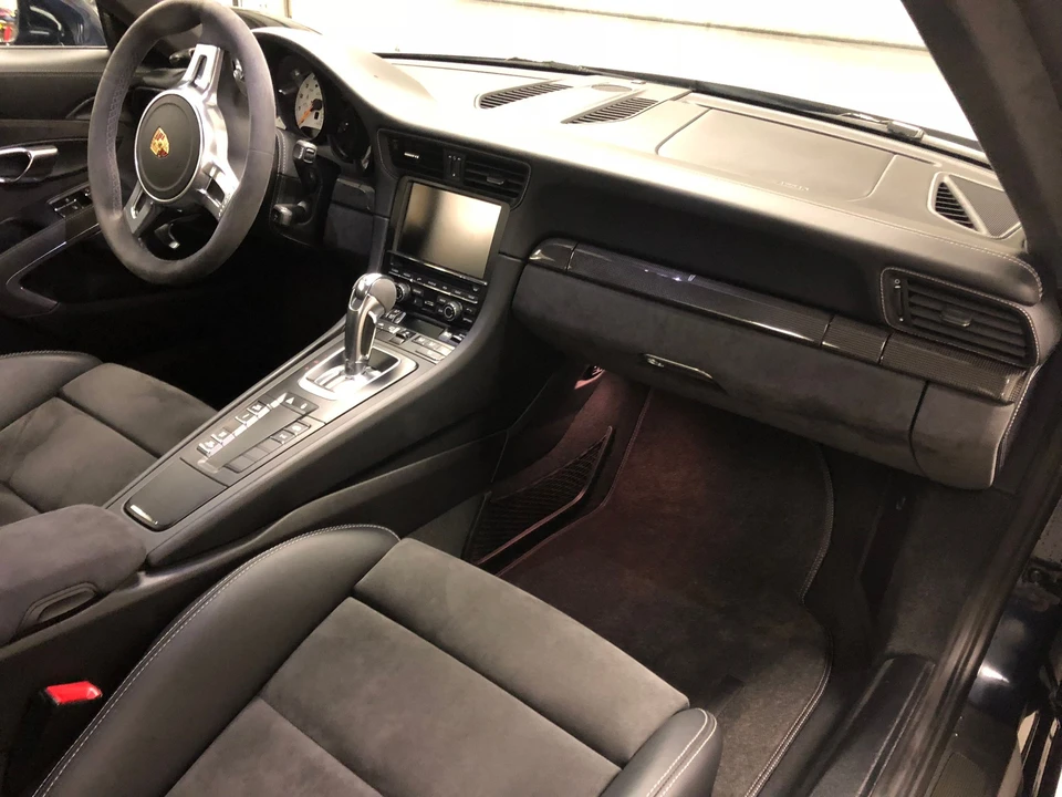2015 Porsche 991 GT3 - Image 9 of 16