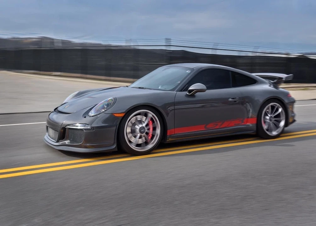 2015 Porsche 991 GT3 - Image 7 of 7