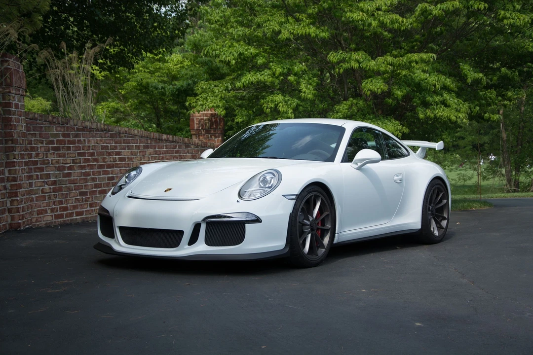 2015 Porsche 991 GT3 - Image 5 of 10