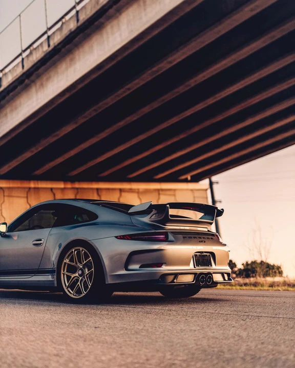 2015 Porsche 991 GT3 - Image 14 of 31