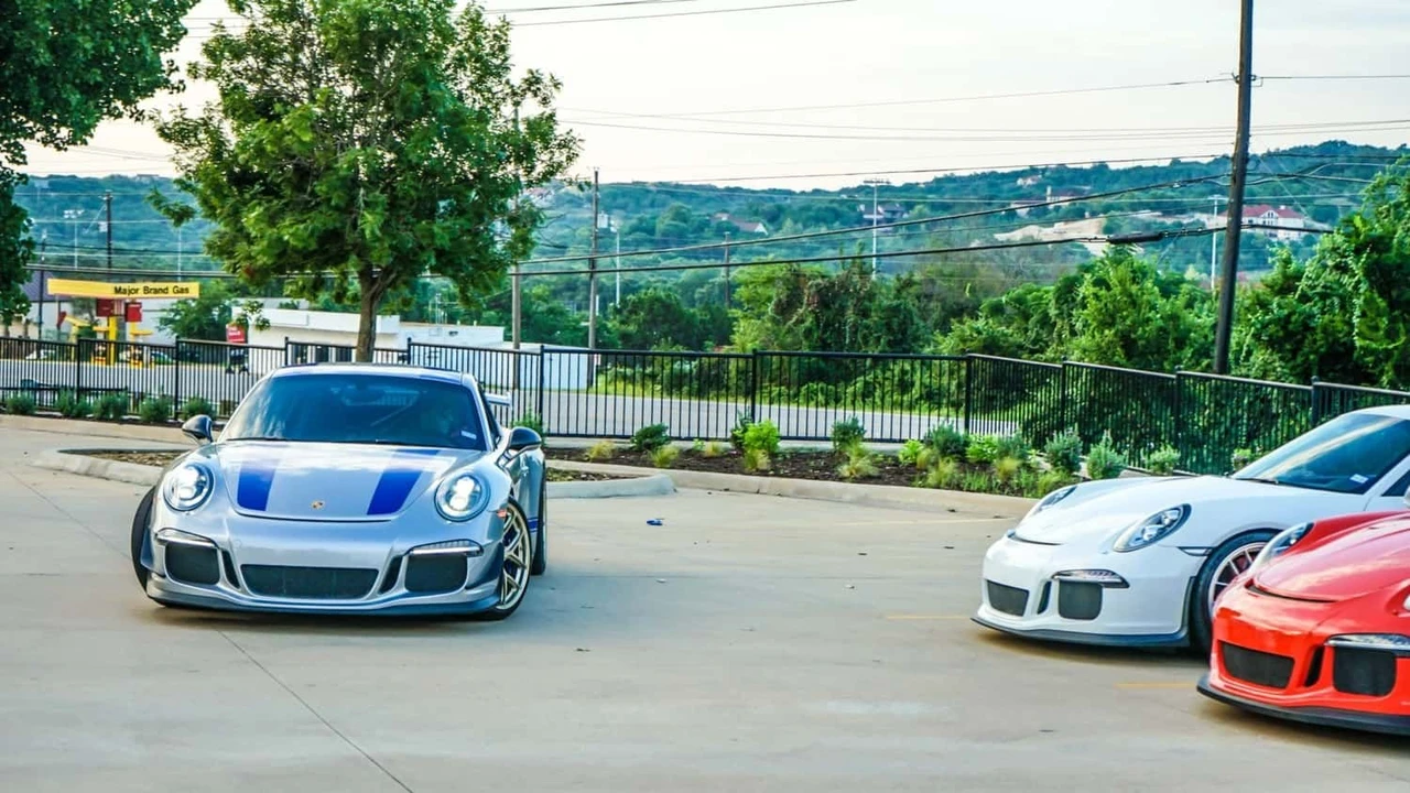 2015 Porsche 991 GT3 - Image 23 of 31