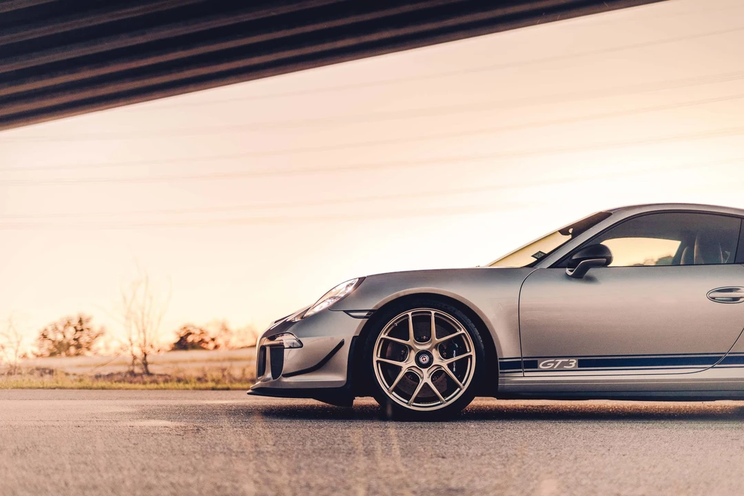 2015 Porsche 991 GT3 - Image 13 of 31