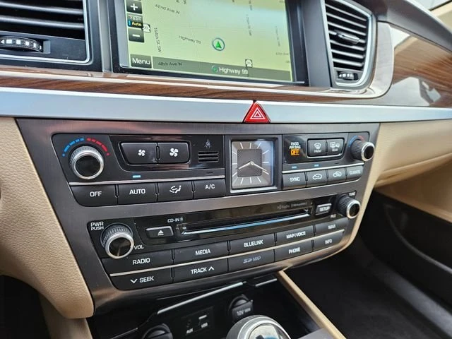 2015 Hyundai Genesis - Image 13 of 16