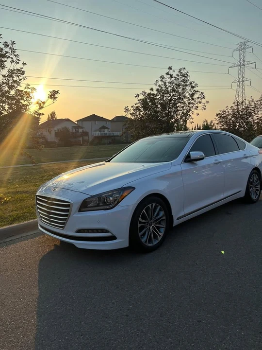 2015 Hyundai Genesis - Image 3 of 3
