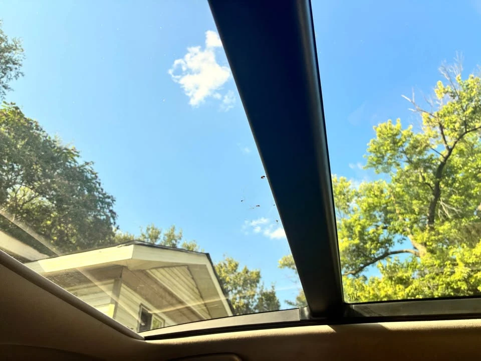 2015 Genesis - Image 12 of 12