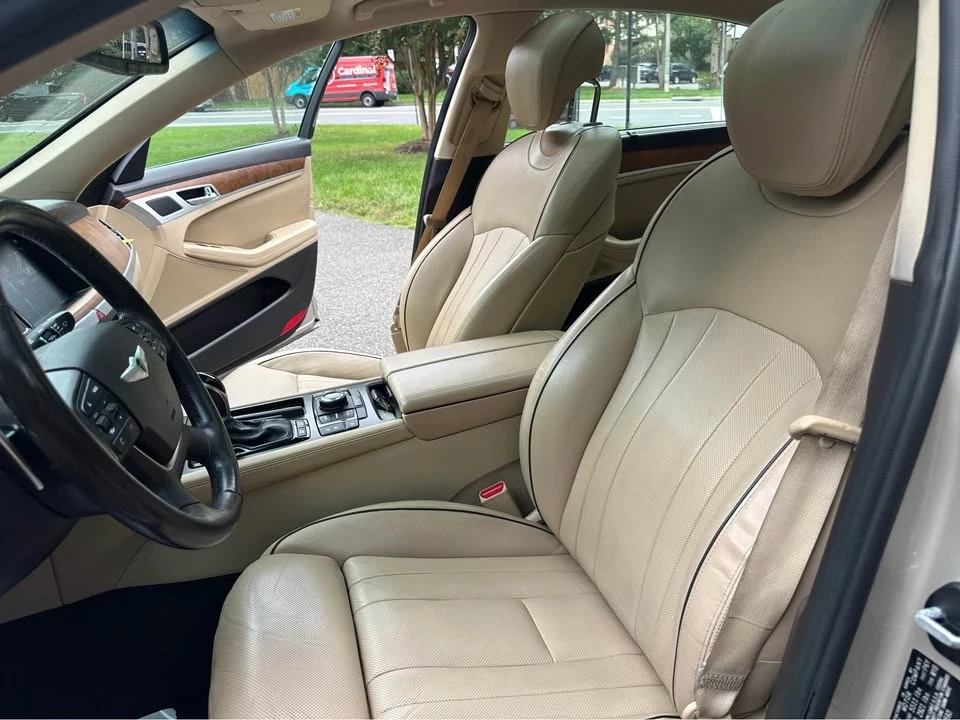 2015 Hyundai Genesis - Image 6 of 20