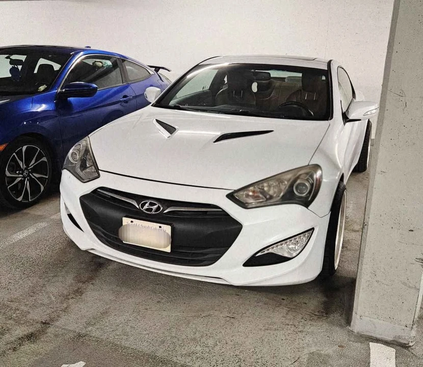 2015 Hyundai Genesis - Image 5 of 5