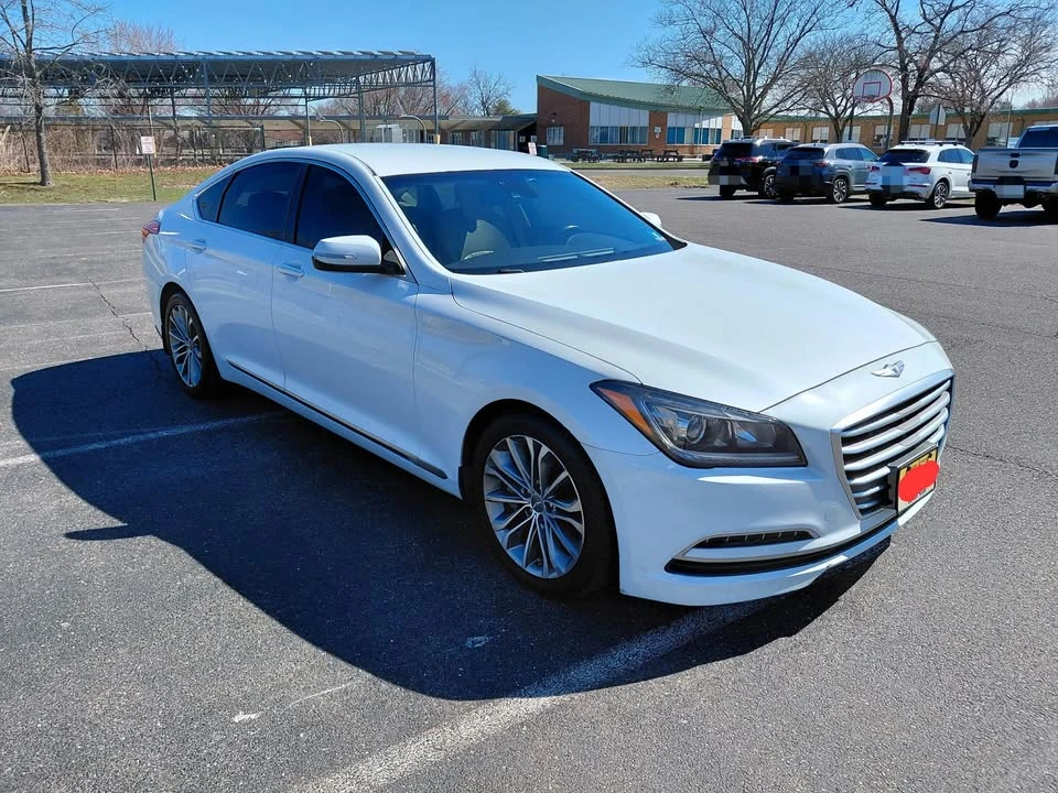 2015 Hyundai Genesis - Image 2 of 15