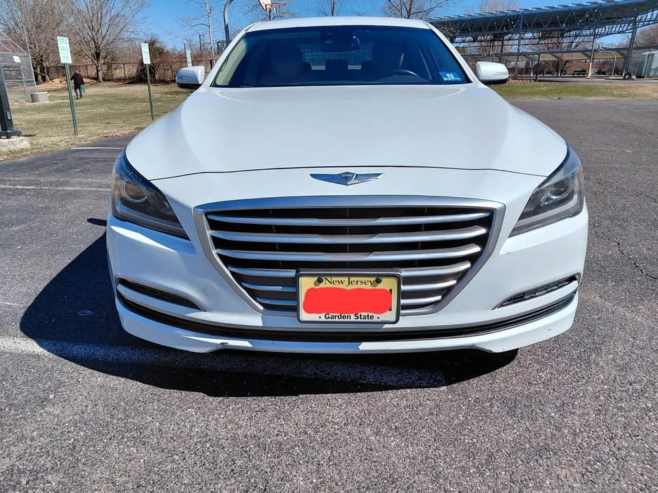 2015 Hyundai Genesis - Image 3 of 15