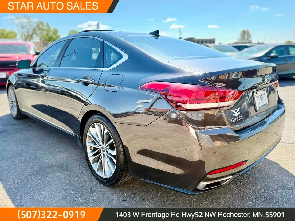 2015 Hyundai Genesis - Image 4 of 20