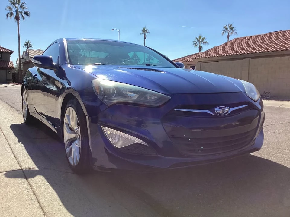 2015 Genesis - Image 5 of 10