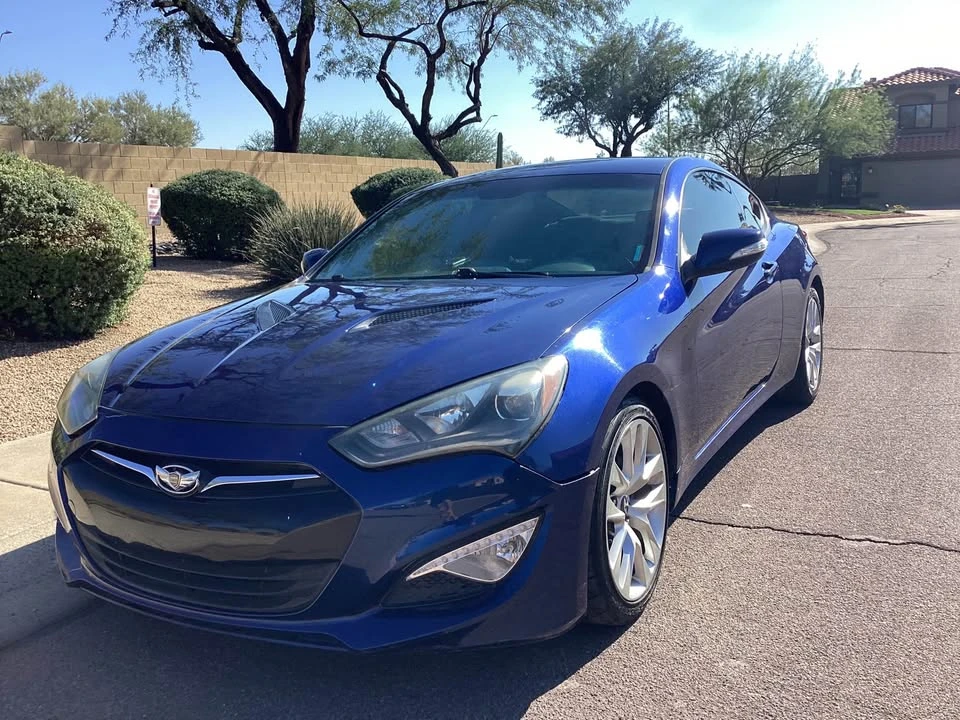 2015 Genesis - Image 2 of 10