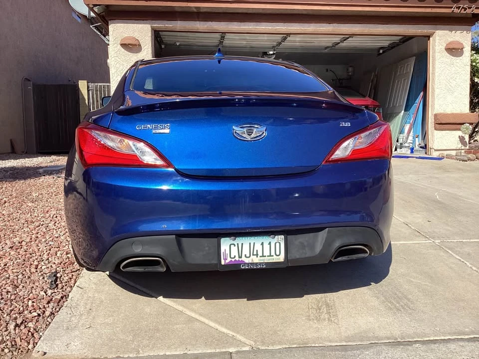 2015 Genesis - Image 10 of 10