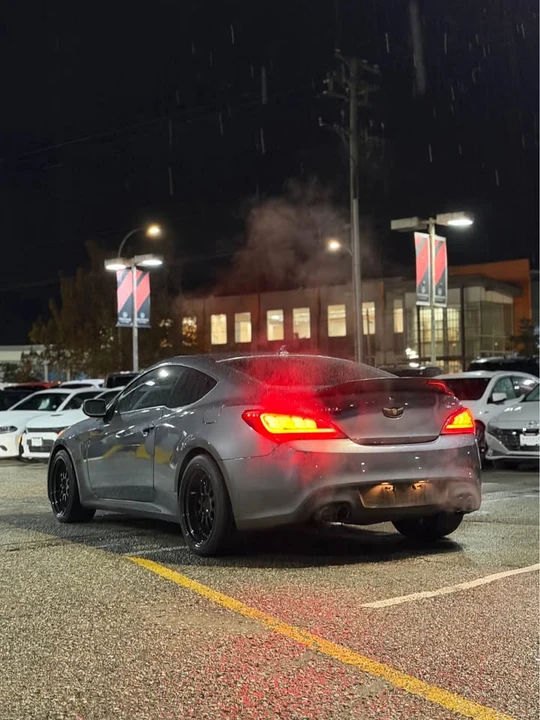 2015 Genesis - Image 3 of 17