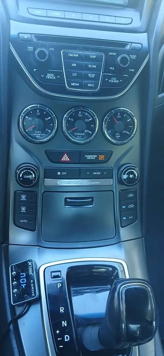2015 Hyundai Genesis Coupe - Image 18 of 20