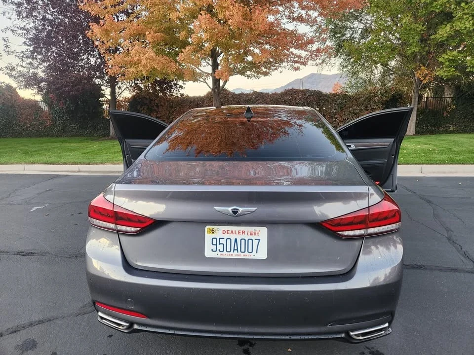 2015 Hyundai Genesis - Image 8 of 20