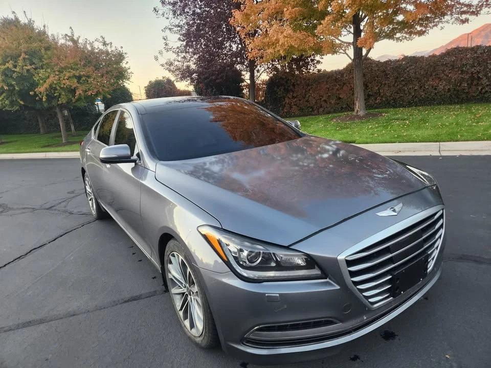 2015 Hyundai Genesis - Image 2 of 20