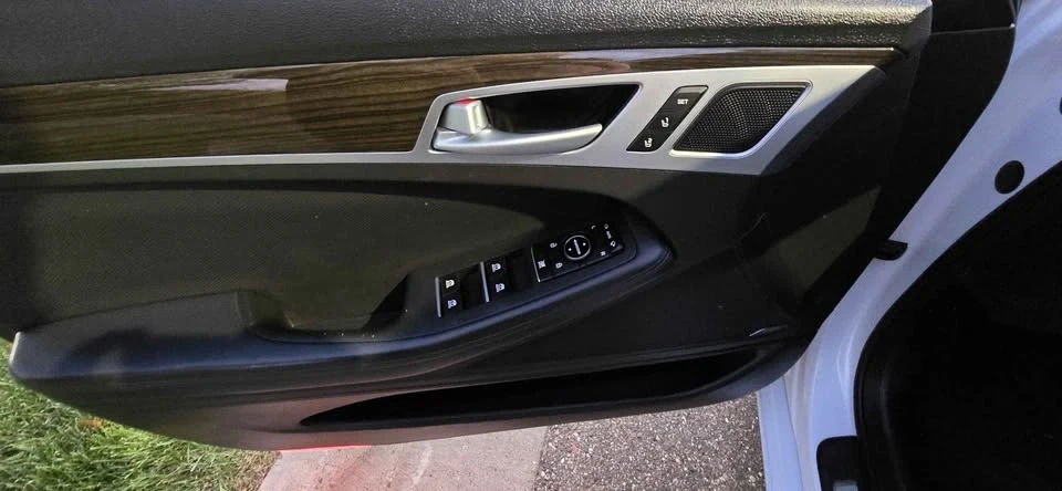 2015 Genesis G70 - Image 7 of 14