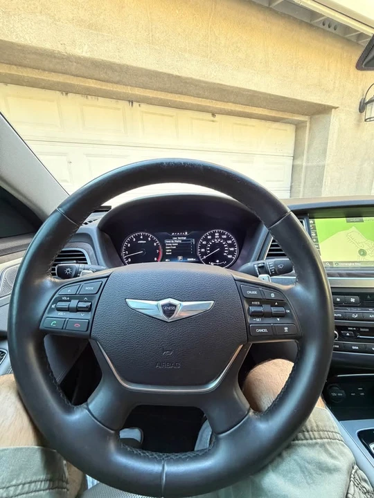 2015 Hyundai Genesis - Image 9 of 10