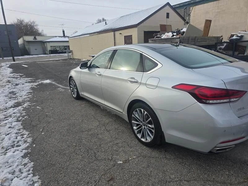 2015 Hyundai Genesis - Image 6 of 19