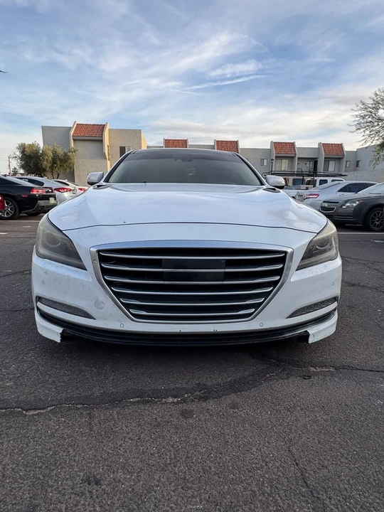 2015 Hyundai Genesis - Image 2 of 12