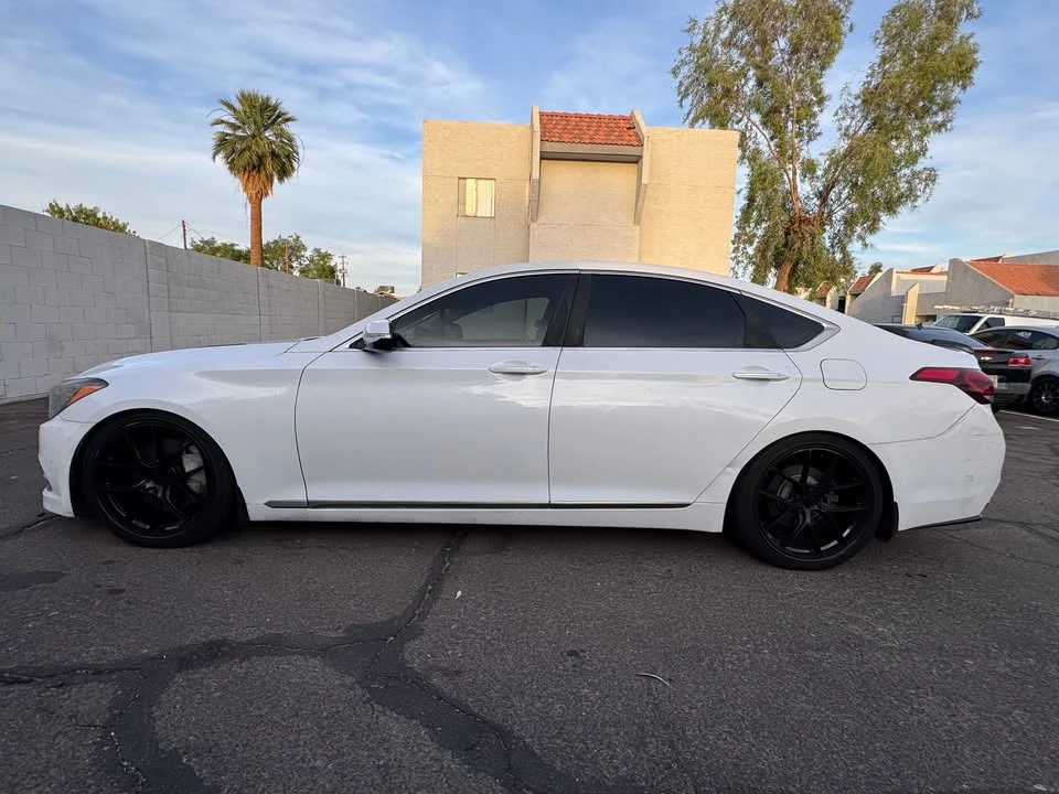 2015 Hyundai Genesis - Image 4 of 12