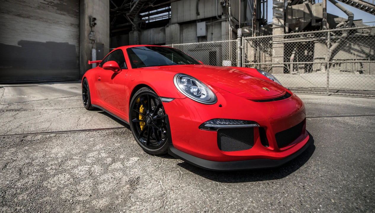 2015 Porsche 991 GT3 - Image 2 of 17