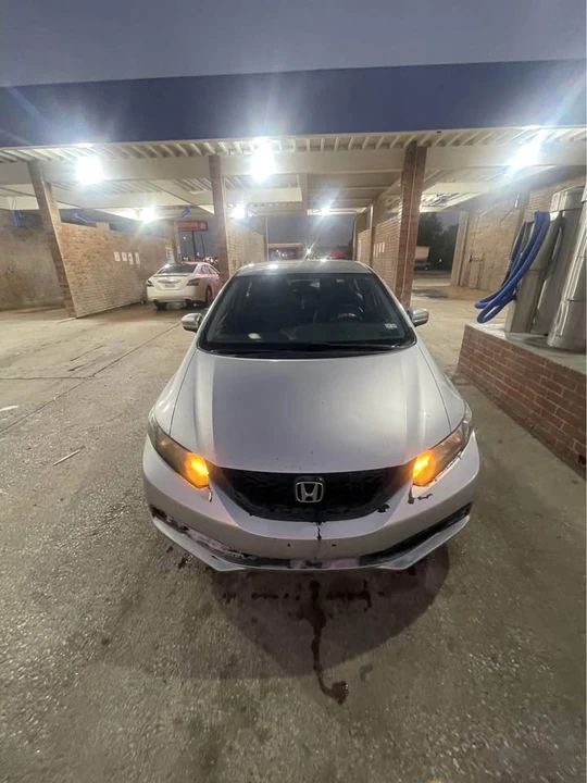 2015 Honda Civic 9th Gen - Image 4 of 5